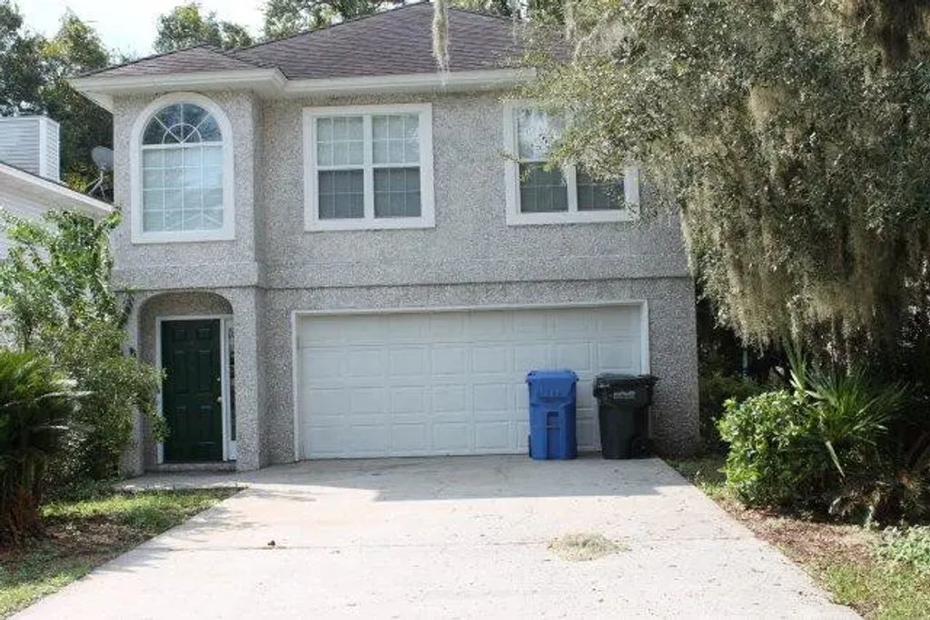 609 Cedar Street, St. Simons Island