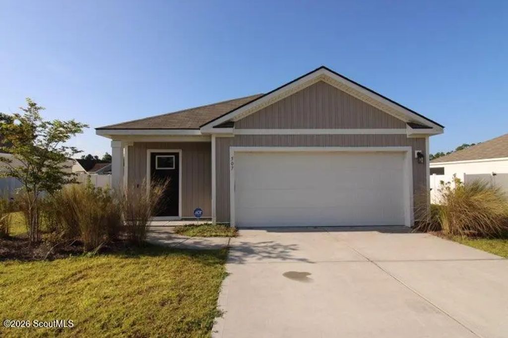 507 Autumns Wood Circle W, Brunswick