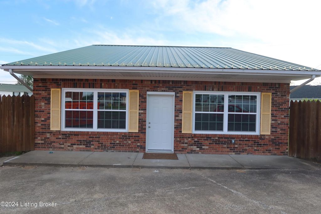 118 Peonia Rd, Clarkson
