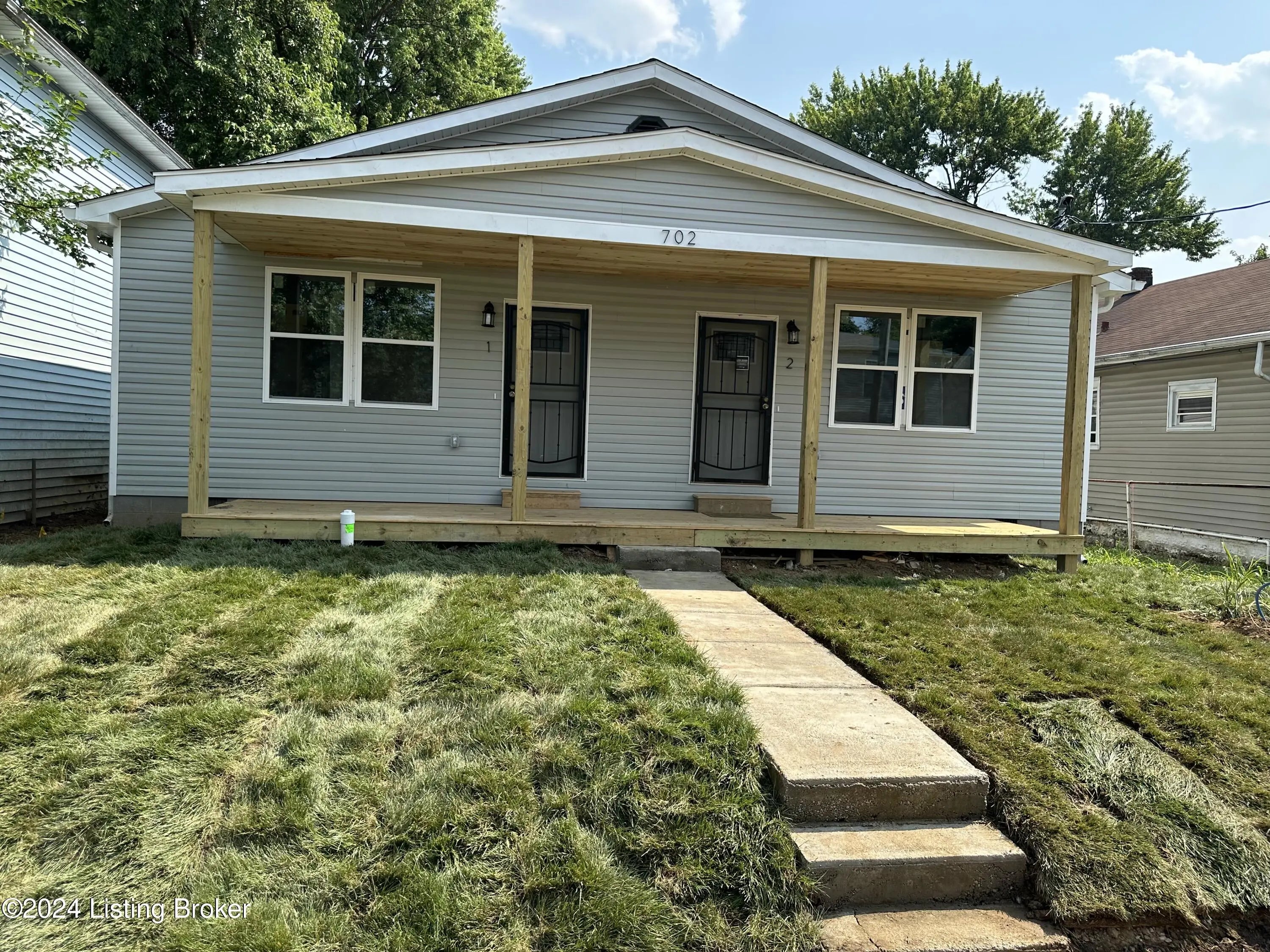 Photo of Listing #1674199