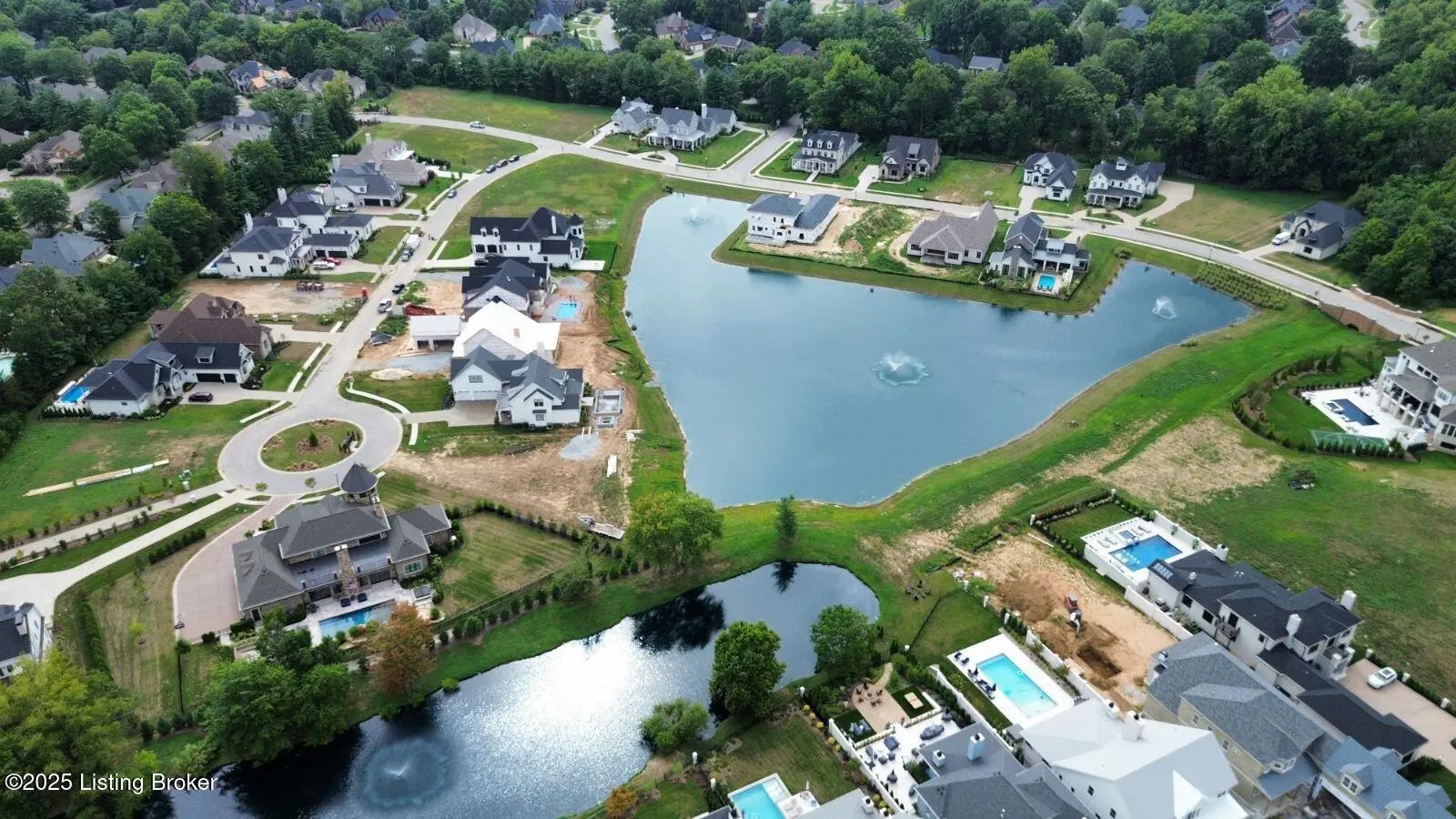 Photo of Listing #1677311