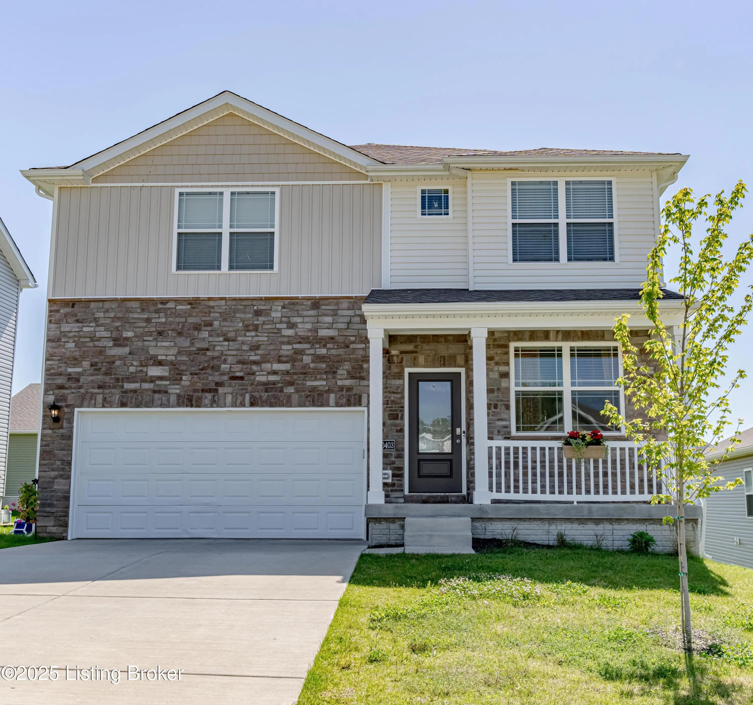 Photo of Listing #1680550