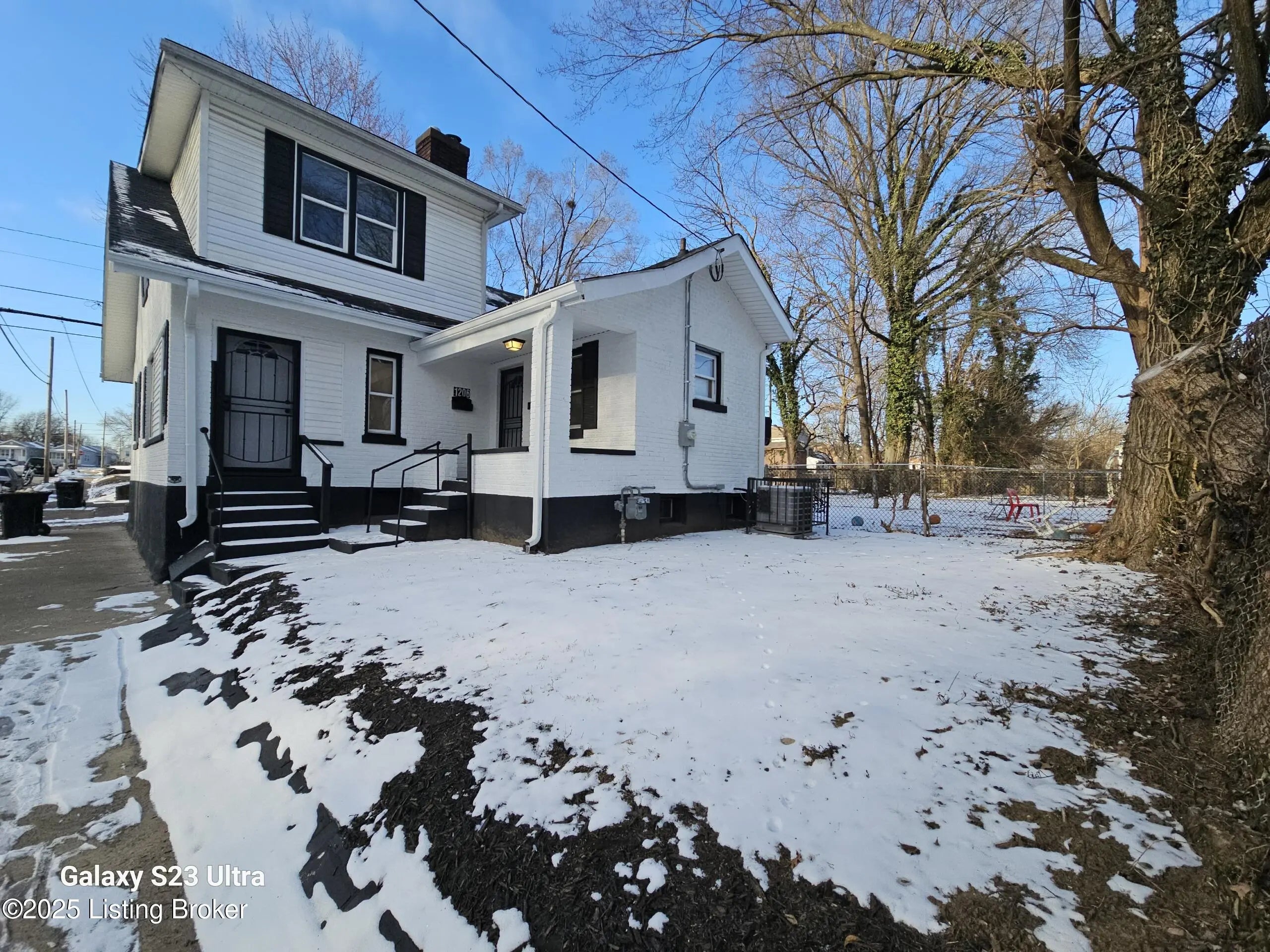 Photo of Listing #1680604