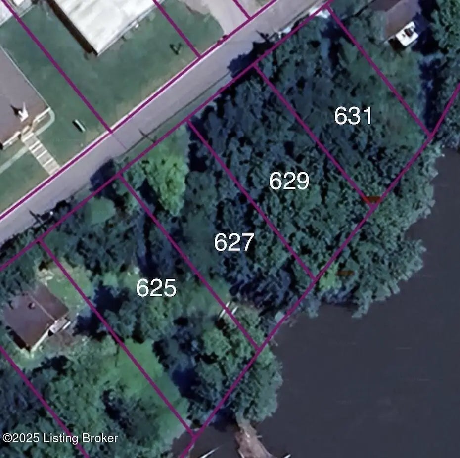 Photo of Listing #1693532