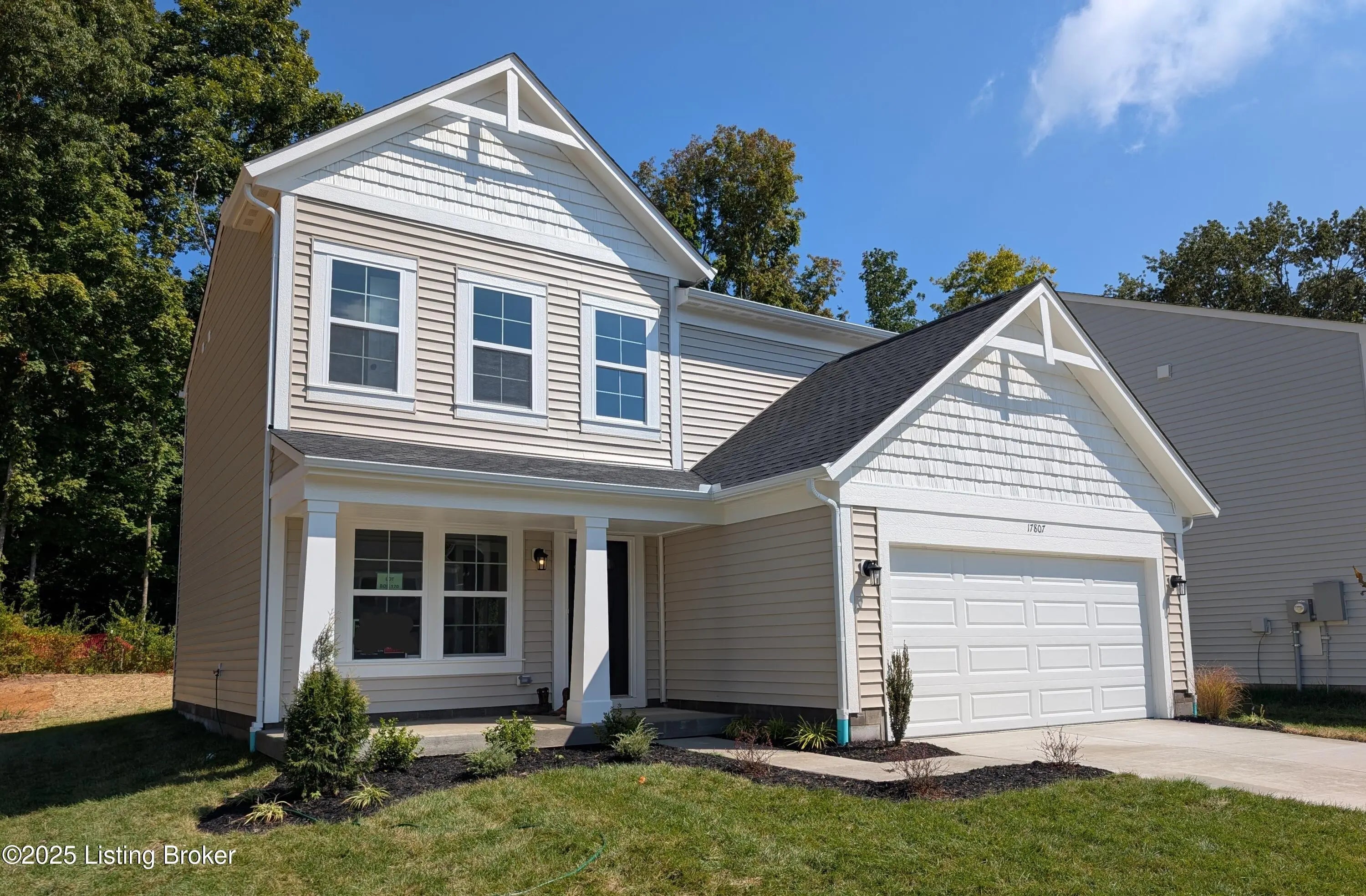 Photo of Listing #1683641