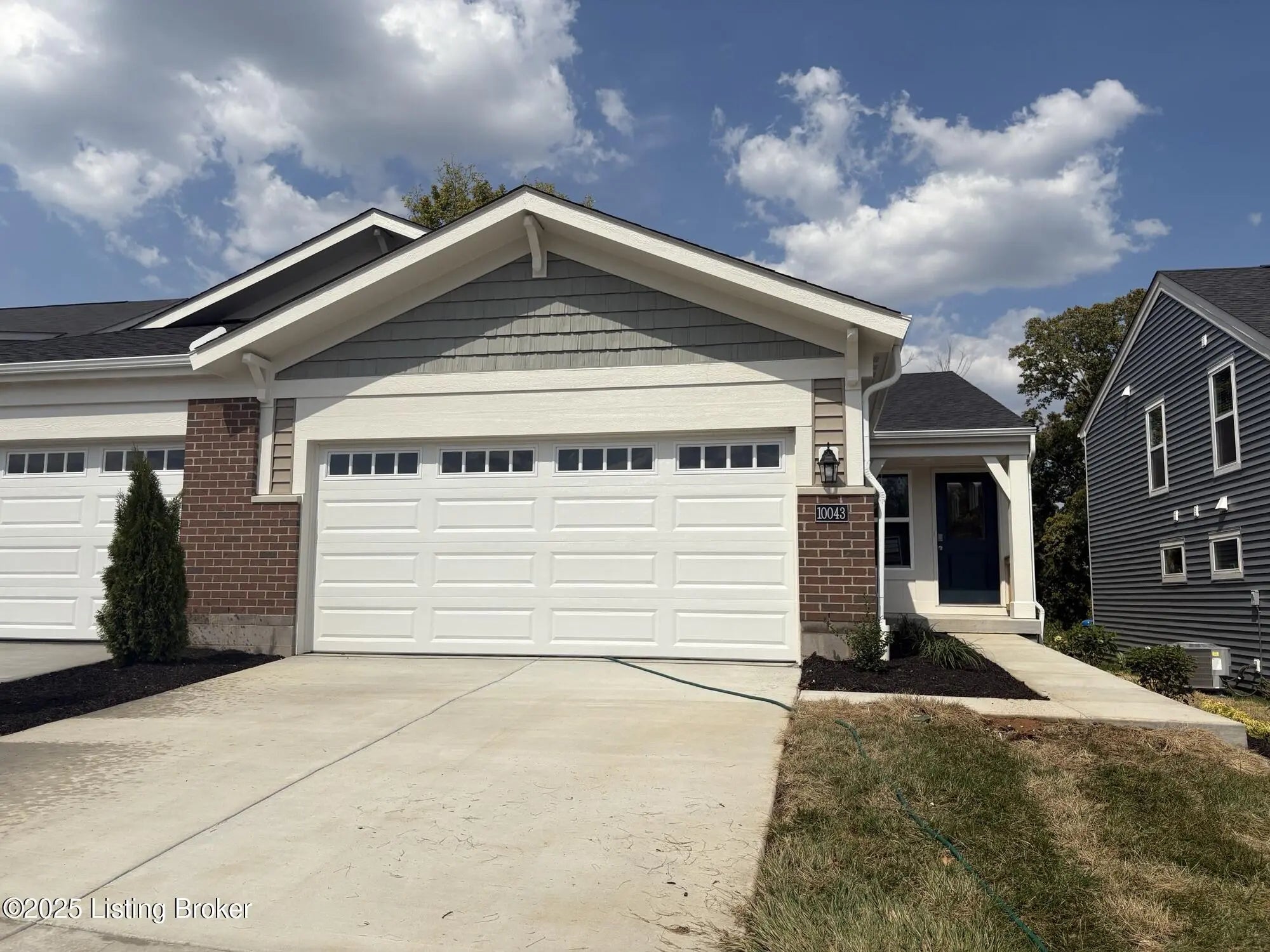 Photo of Listing #1684891