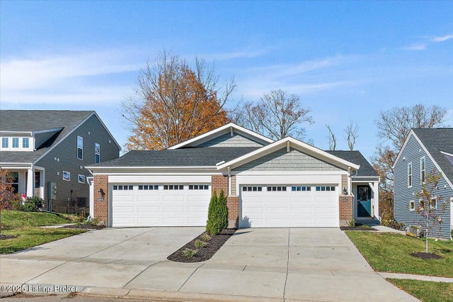 10043 Windcrest Farms Ln 27b, Louisville