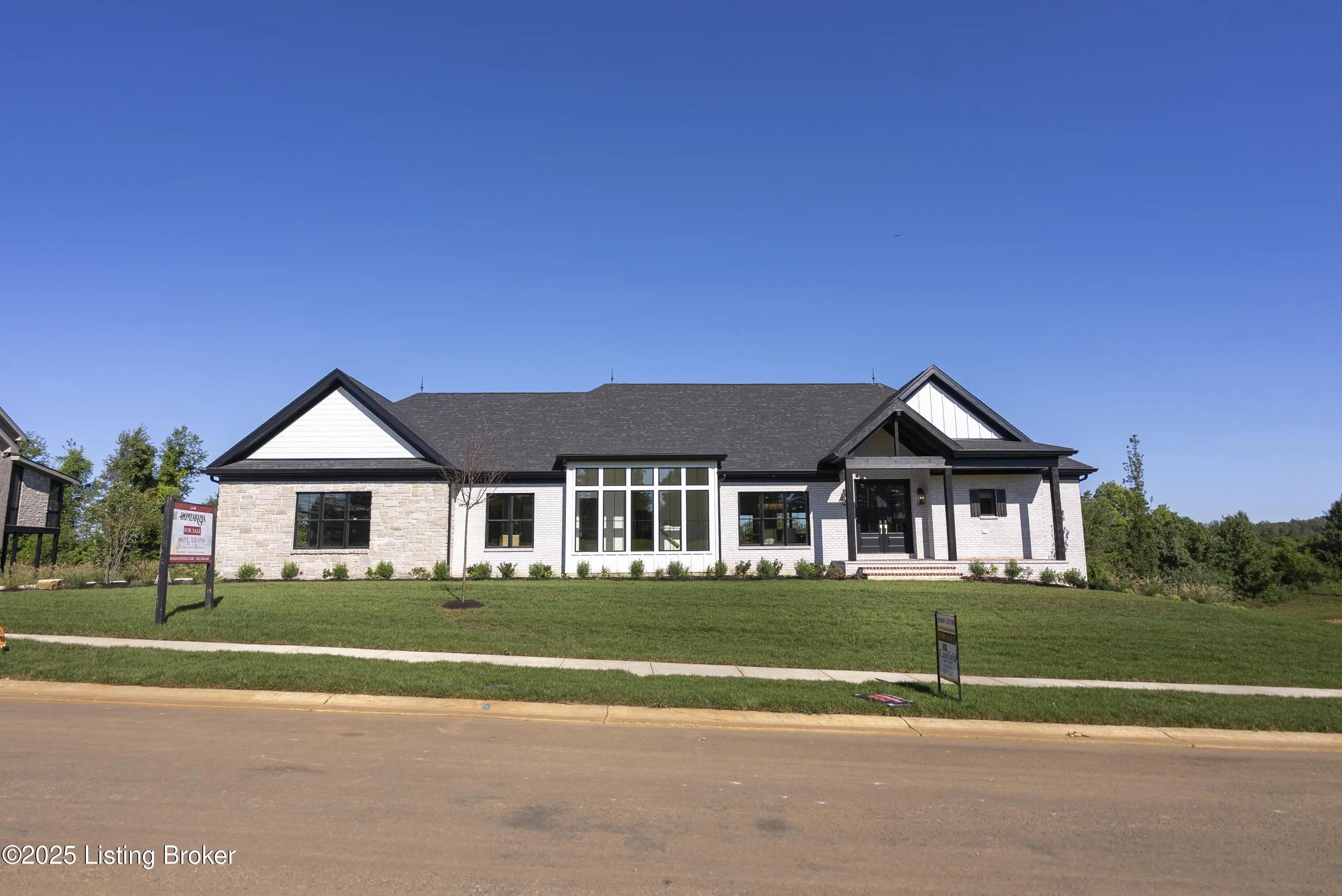 Photo of Listing #1686648