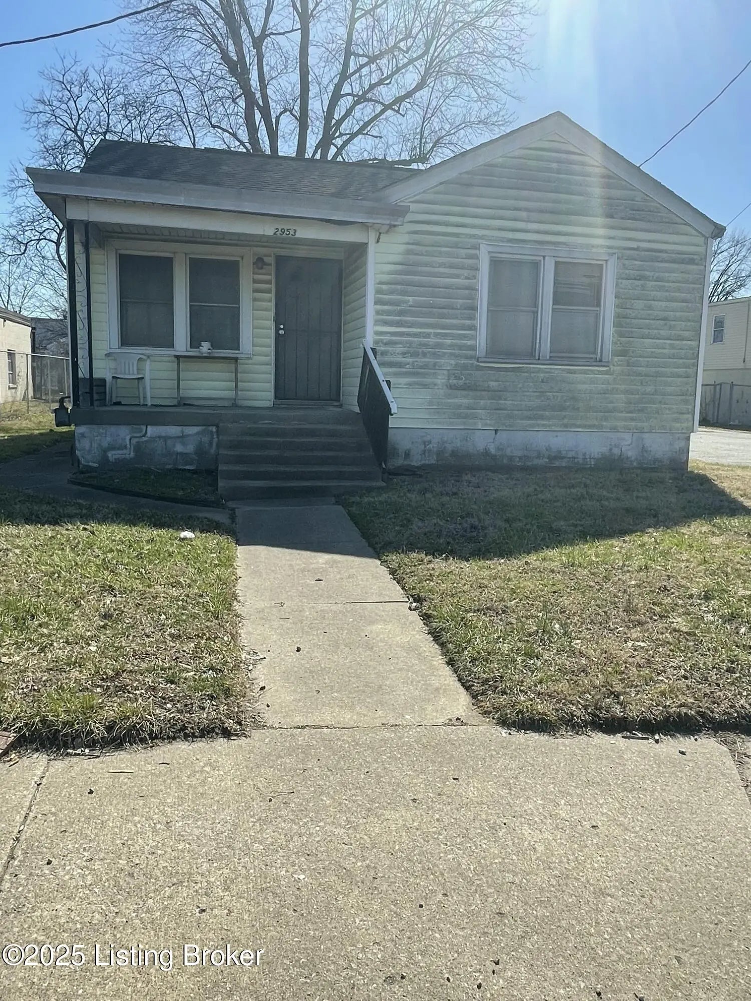 Photo of Listing #1697270