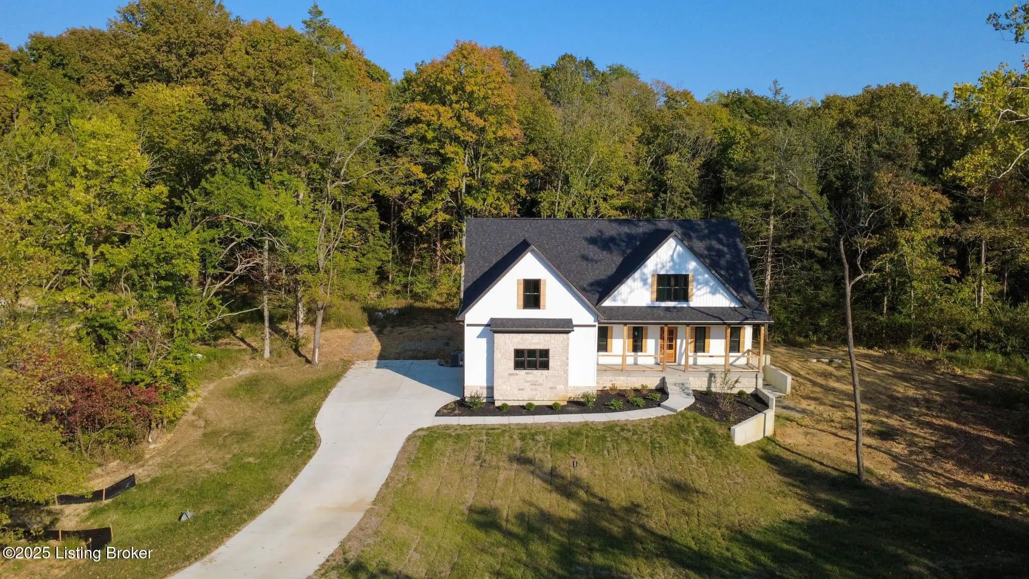 Photo of Listing #1686377