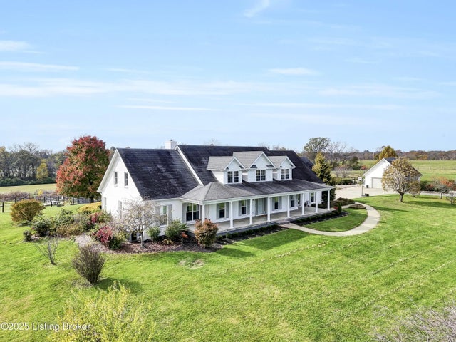 517 Aiken Rd, Shelbyville