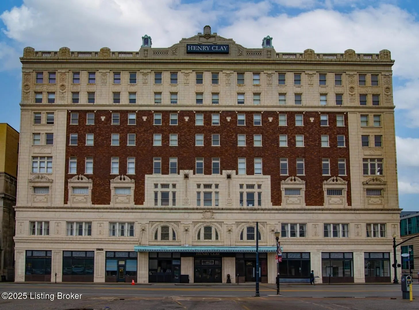 Photo of Listing #1687648