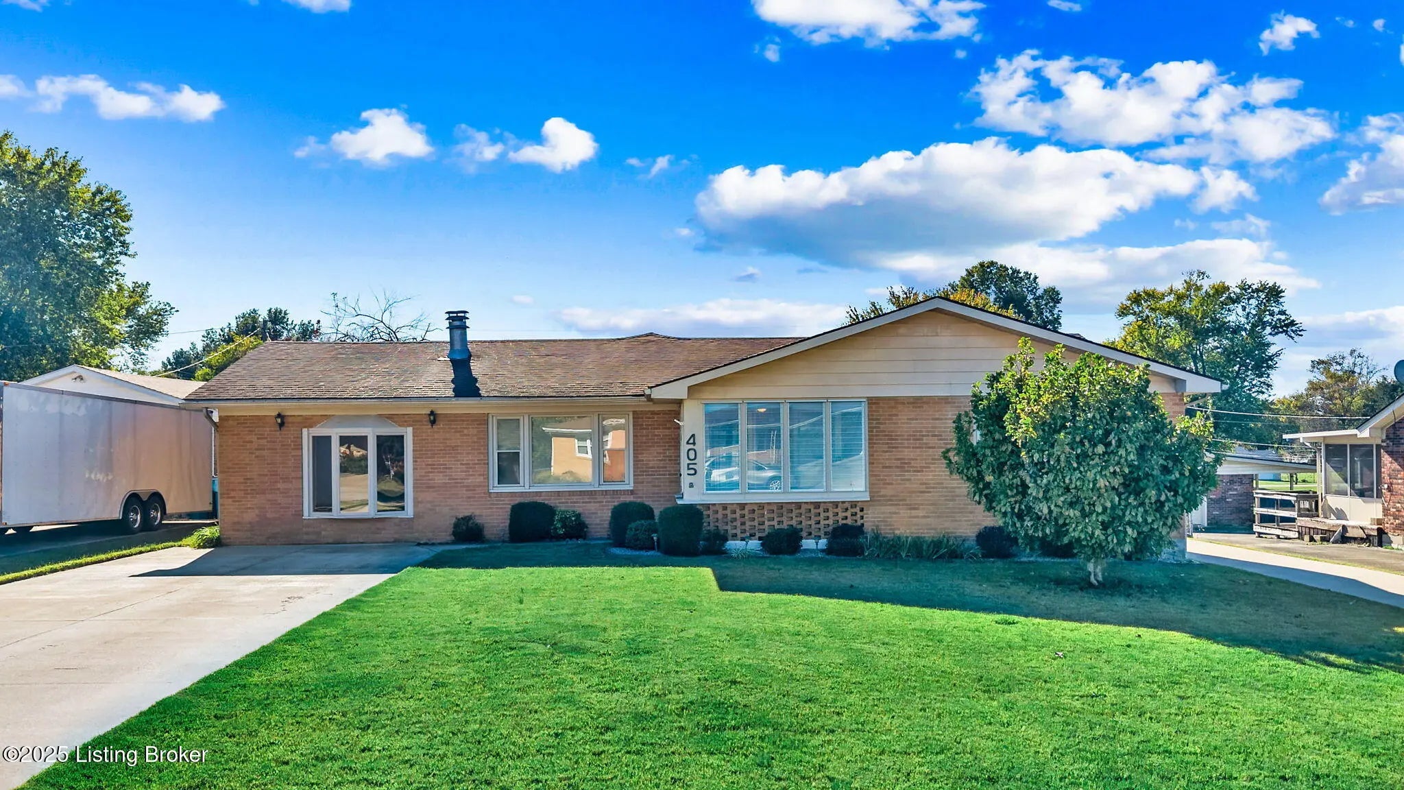 Photo of Listing #1701195