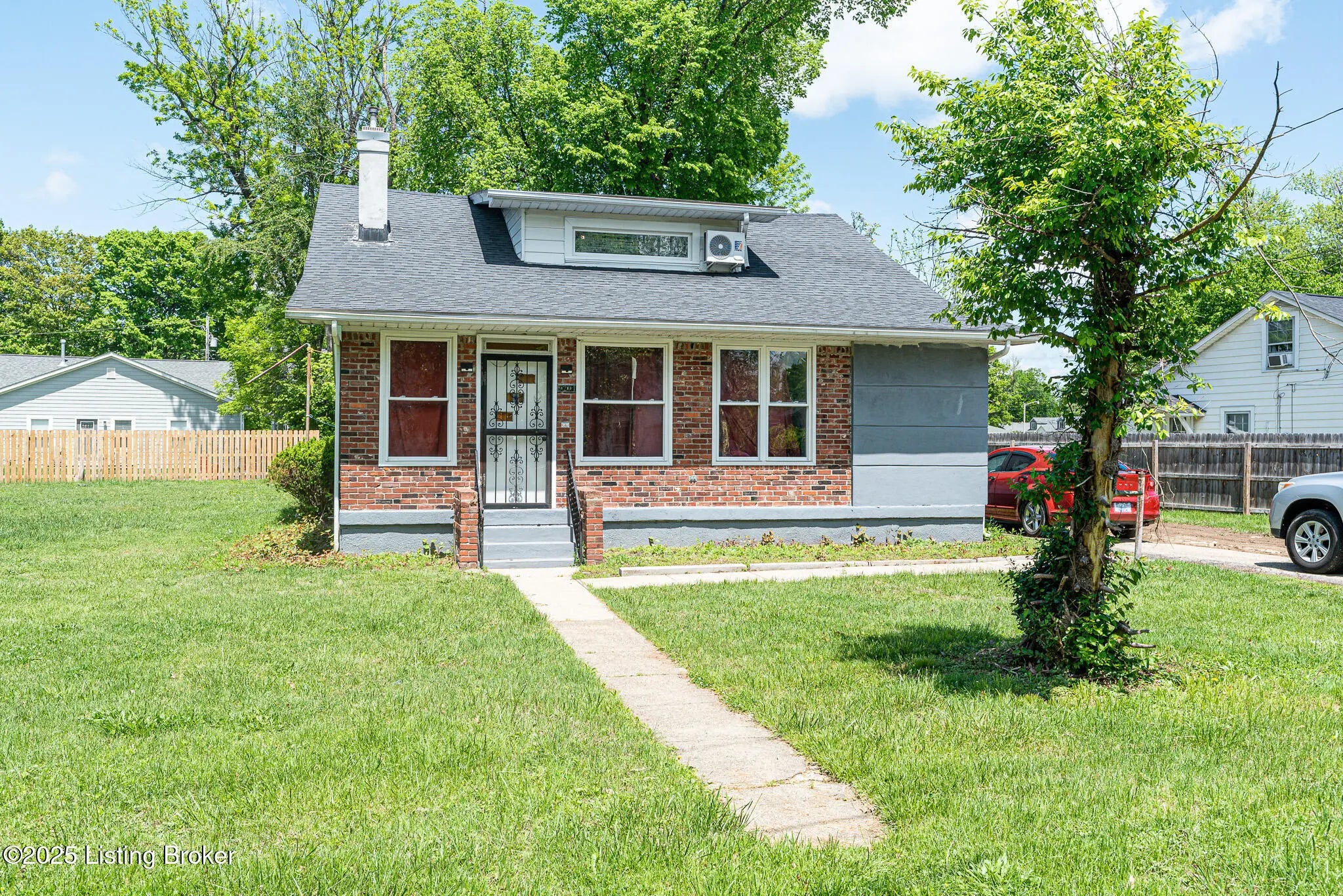 Photo of Listing #1687793