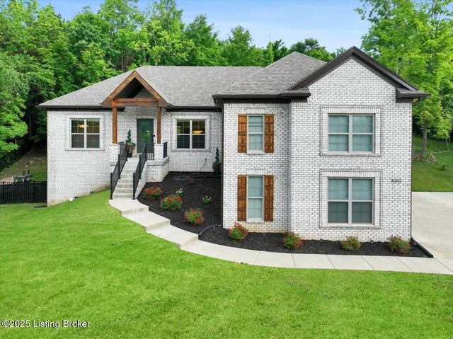 800 Early Wyne Dr, Taylorsville