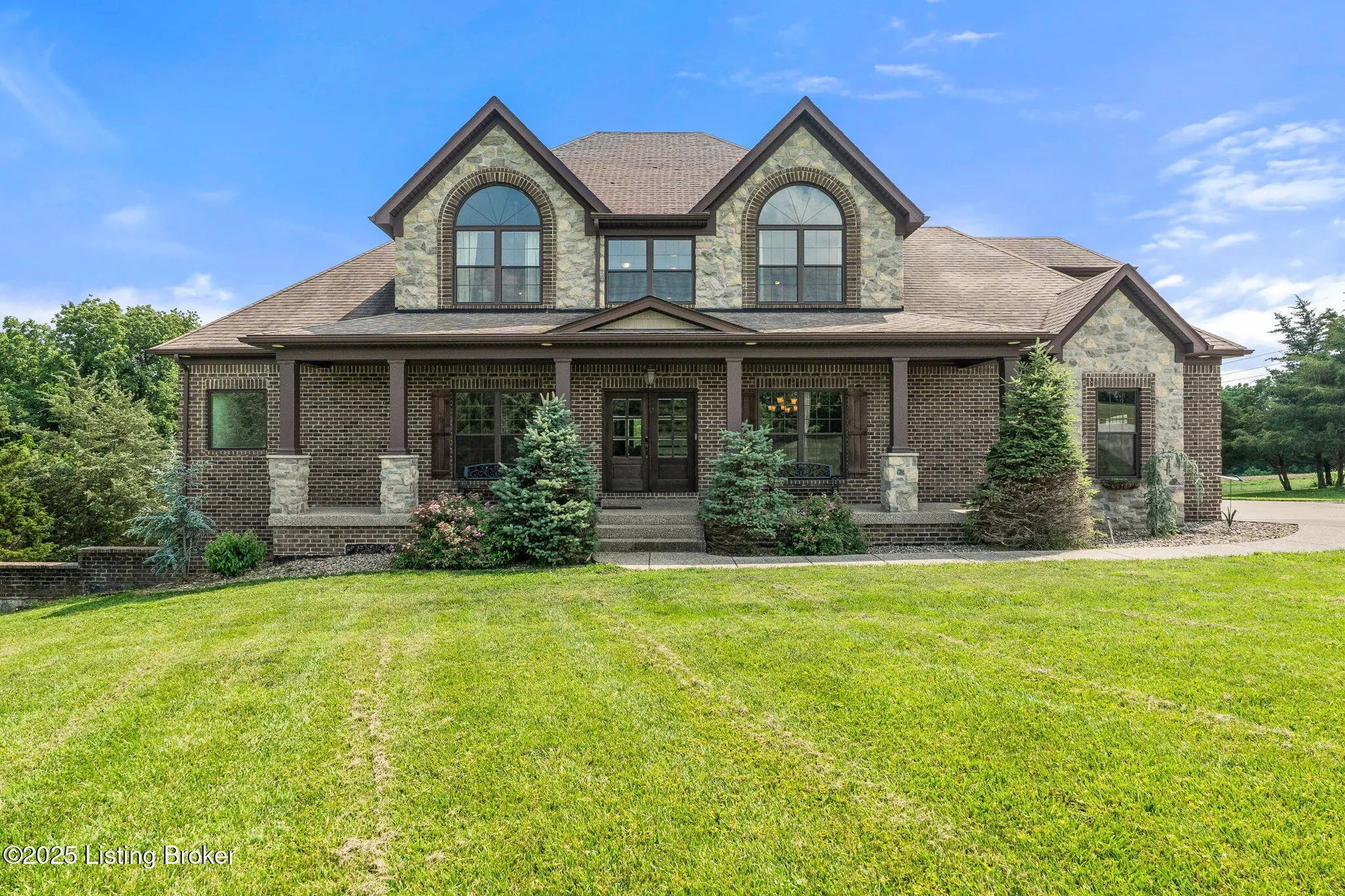 Photo of Listing #1688440