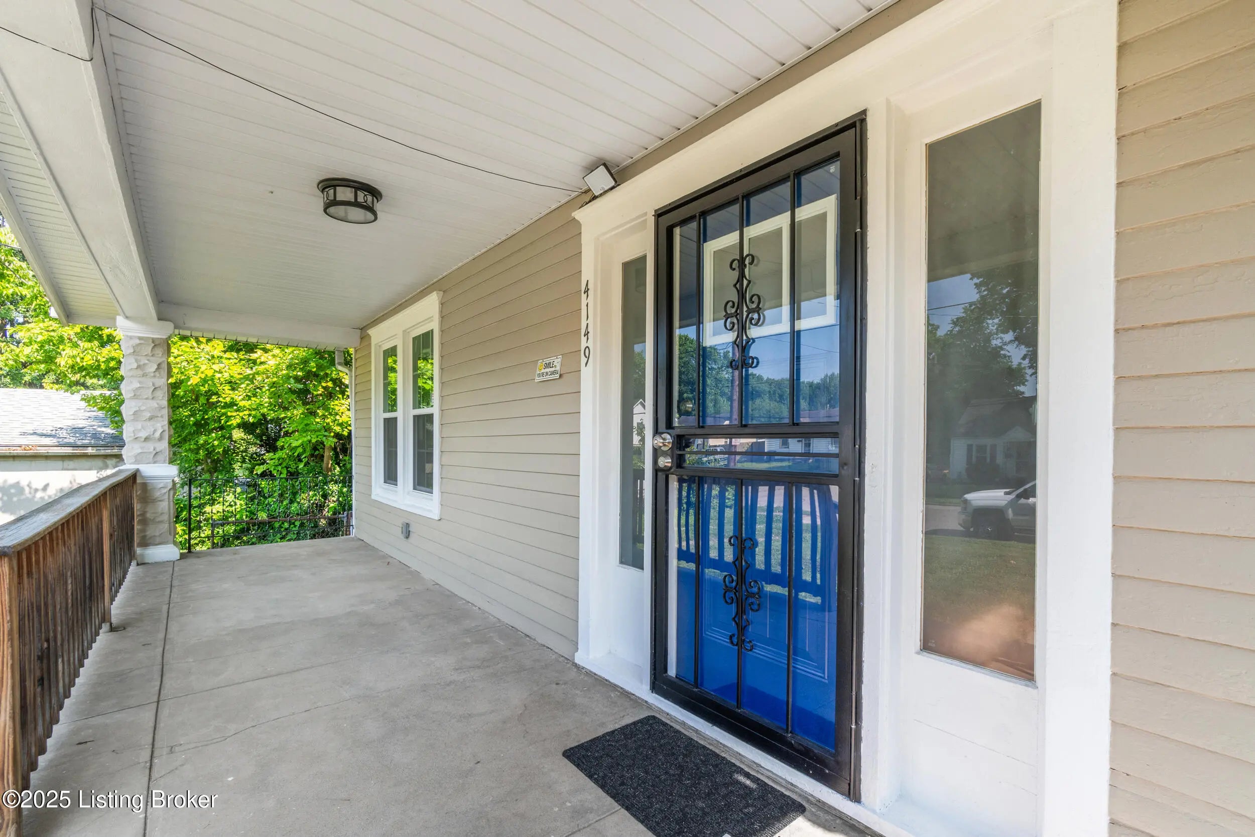 Photo of Listing #1688686