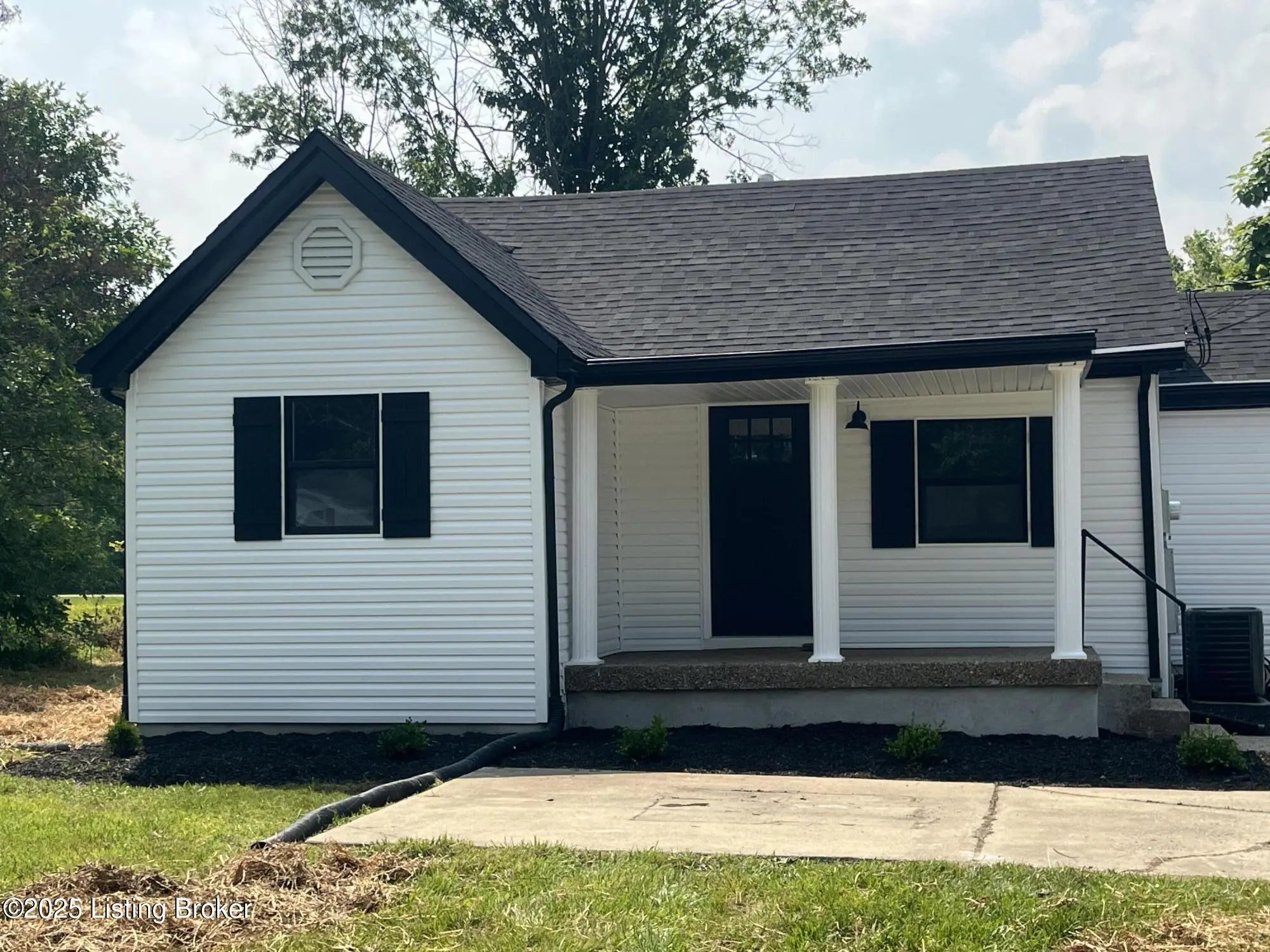 Photo of Listing #1688787