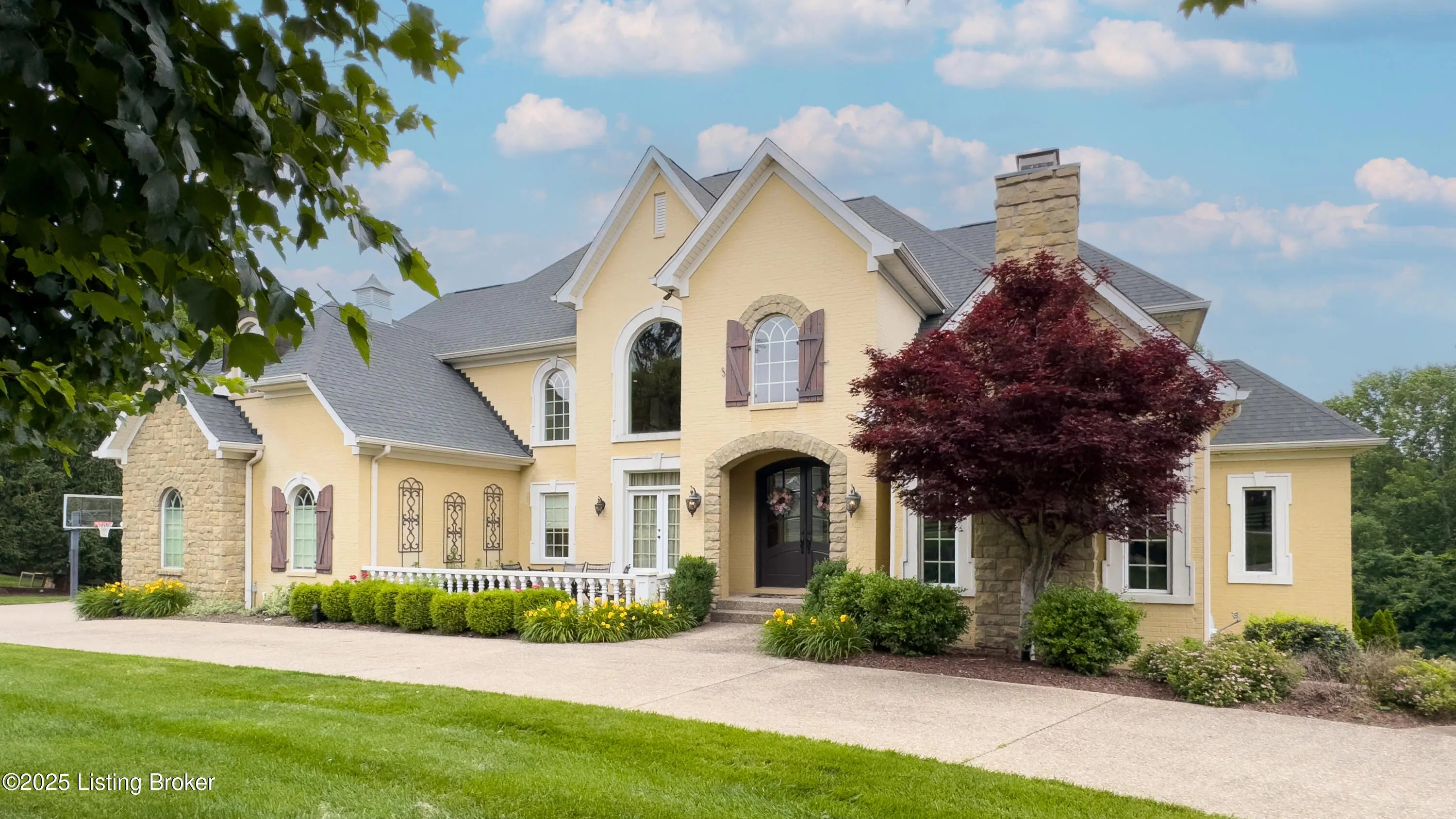 Photo of Listing #1689106