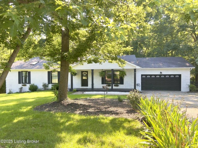 3003 Coffee Tree Ct, Crestwood