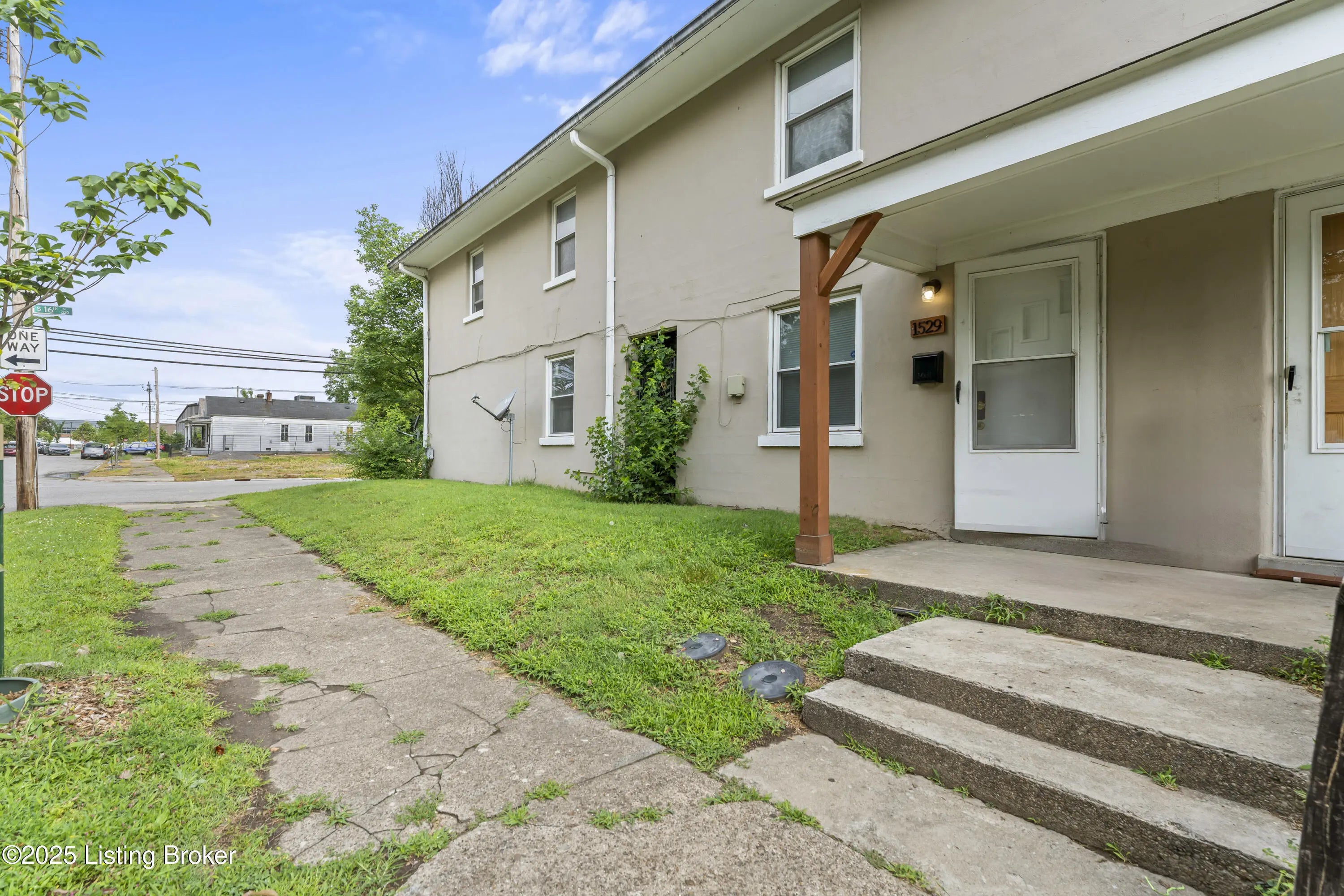 Photo of Listing #1689238