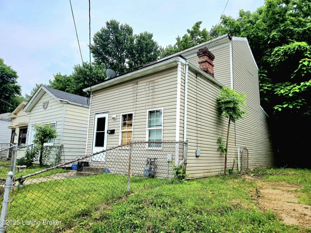 2426 Rowan St, Louisville