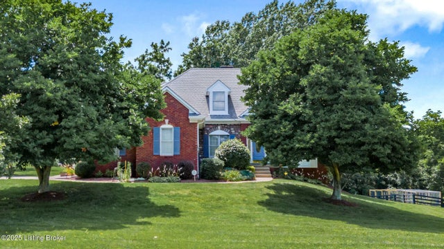 1900 Grand Villa Dr, La Grange