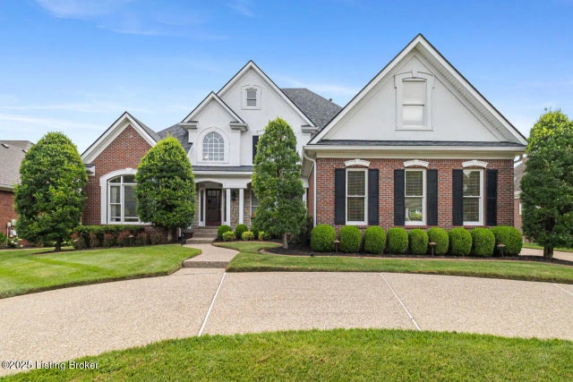 1519 Crosstimbers Dr, Louisville