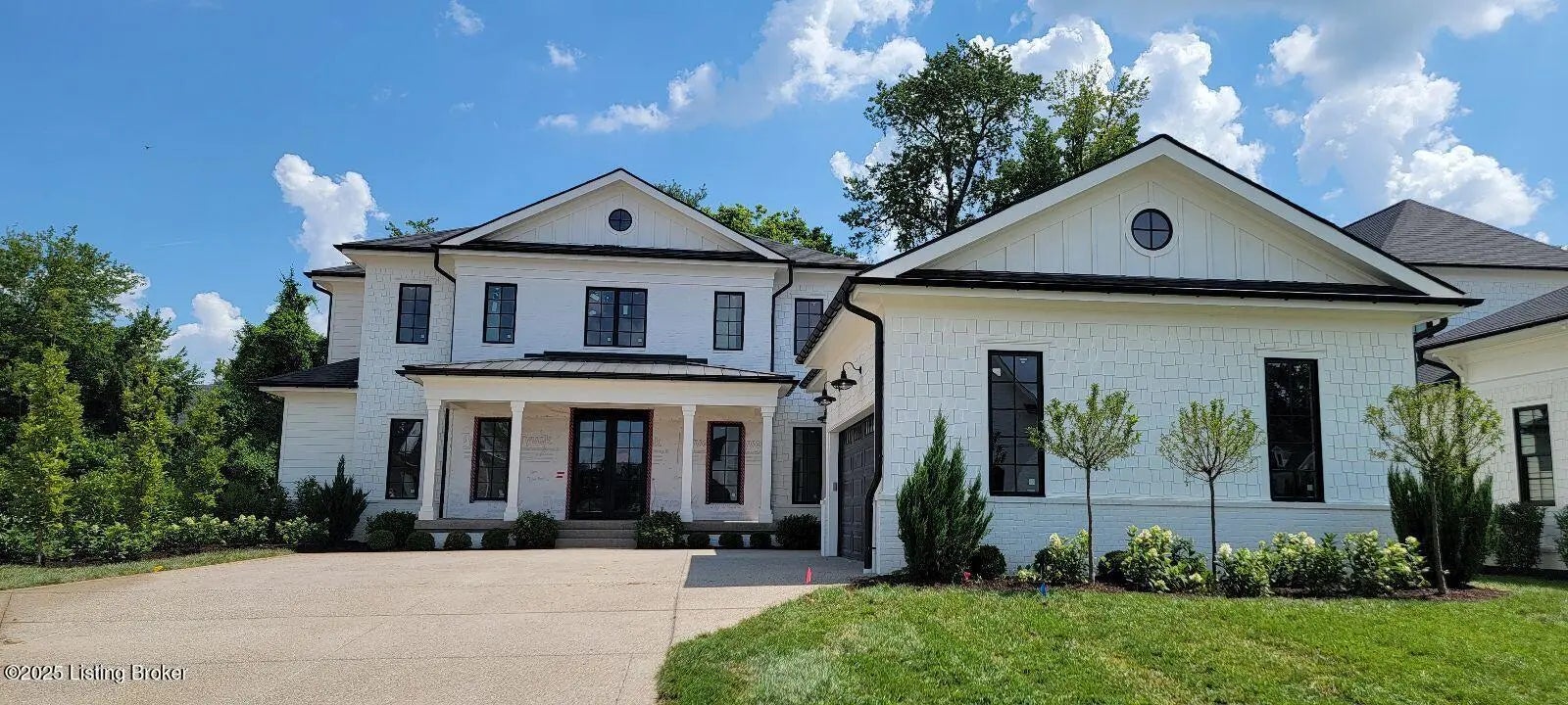 Photo of Listing #1690030