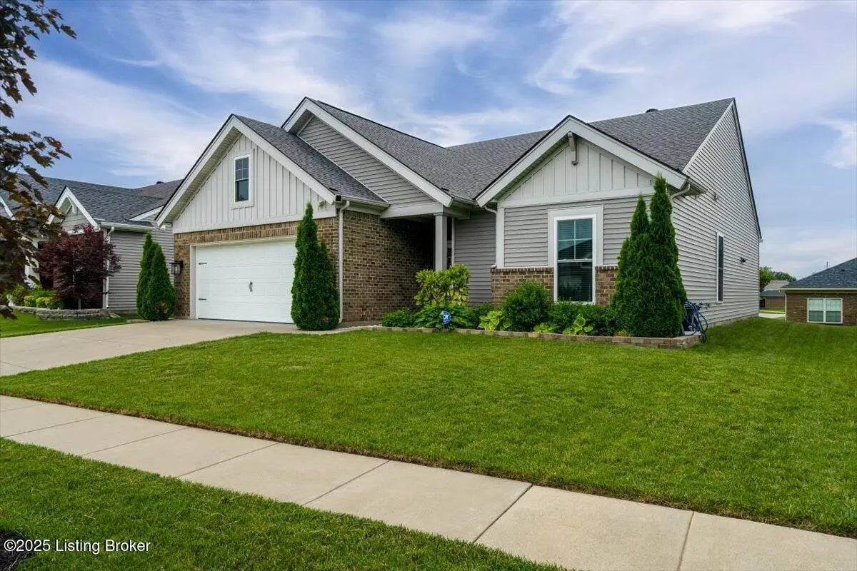 Photo of Listing #1690570