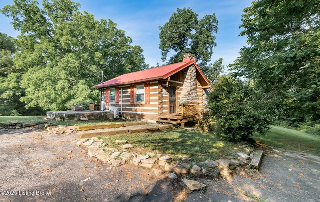 630 Inghram Ln, Bloomfield