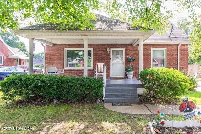 4909 Lagoona Dr, Louisville