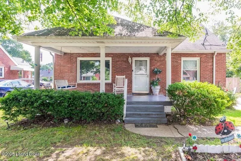 Photo of Listing #1691311