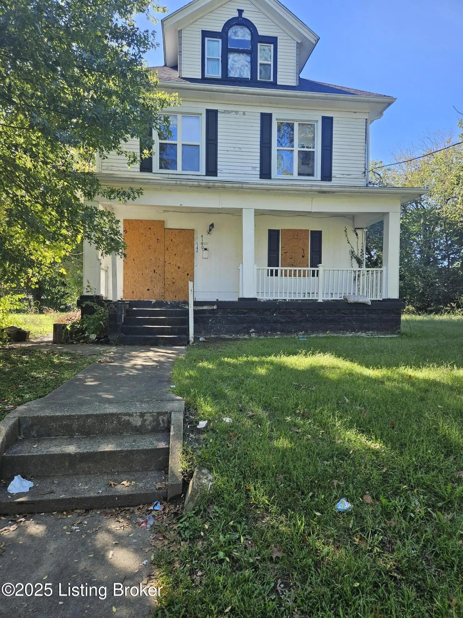 Photo of Listing #1690751