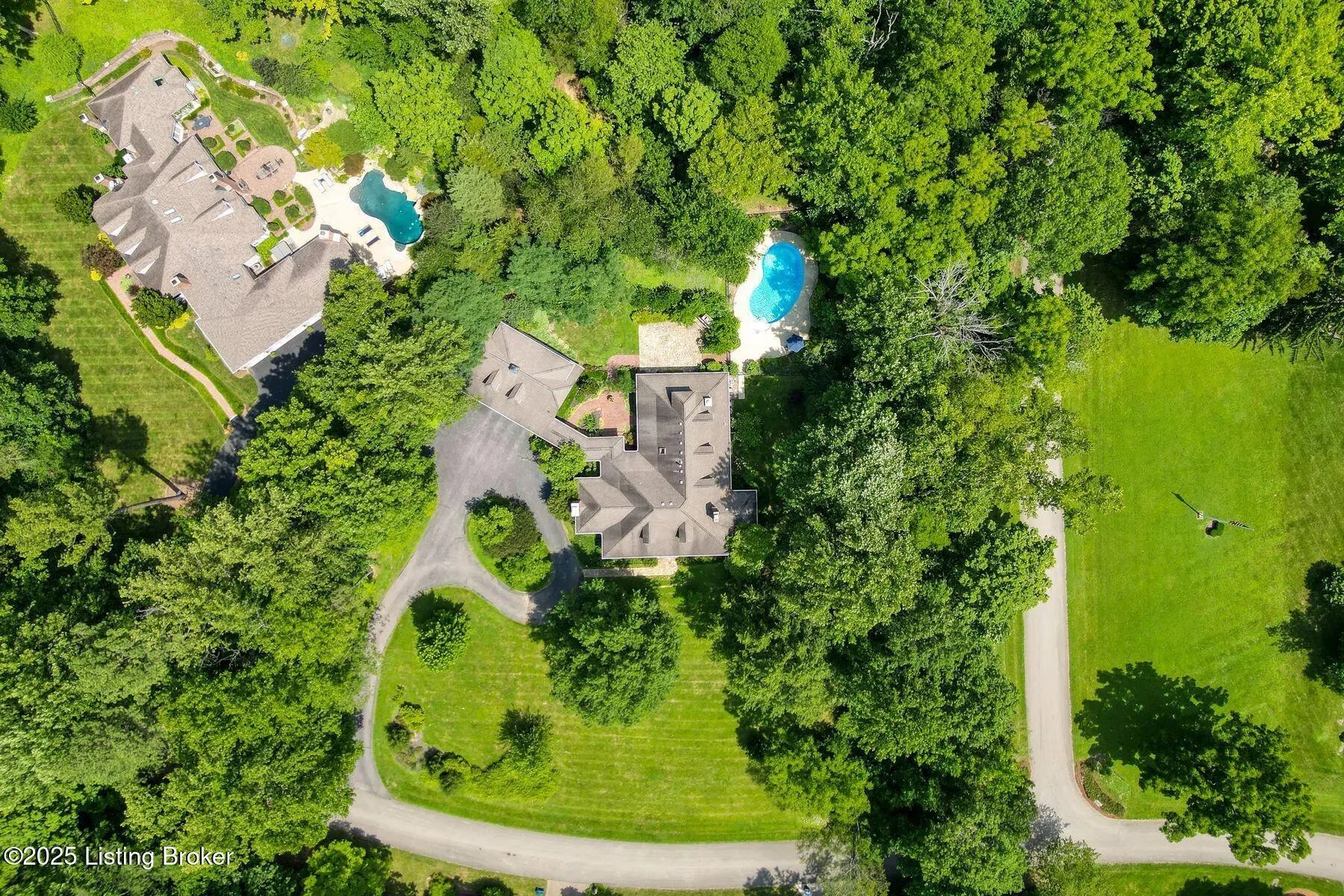 Photo of Listing #1691011