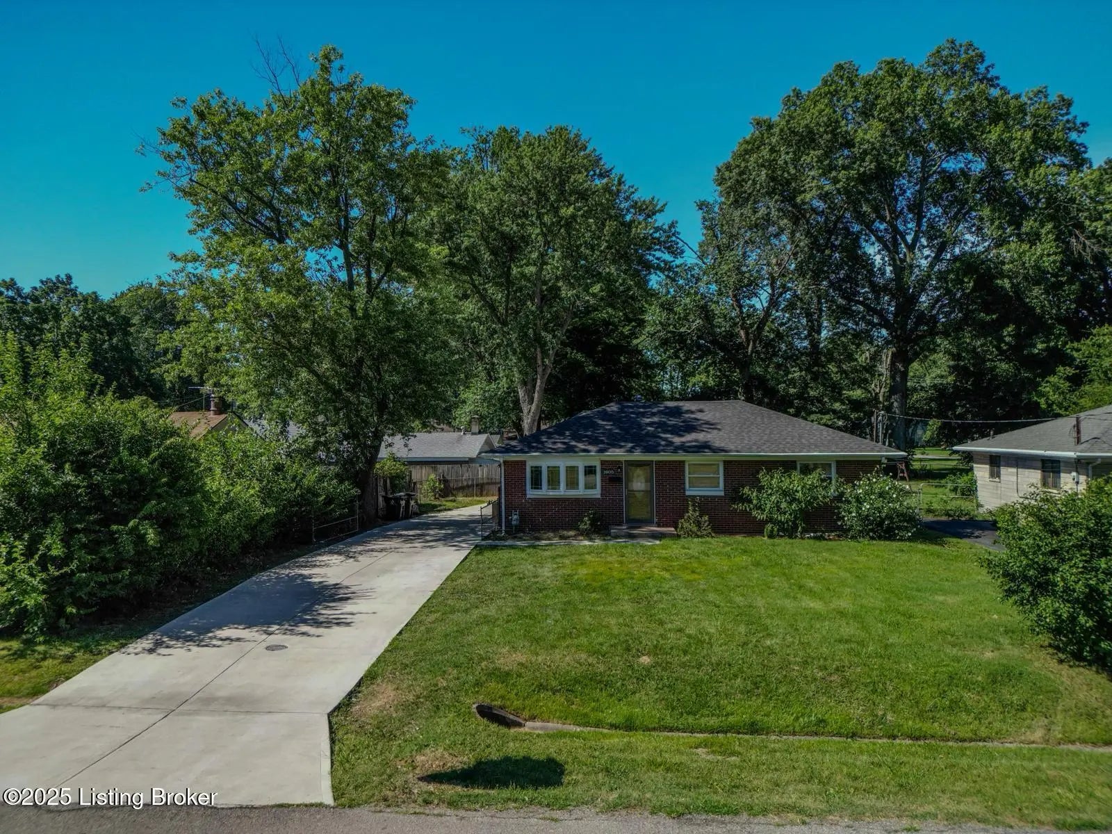 Photo of Listing #1690948