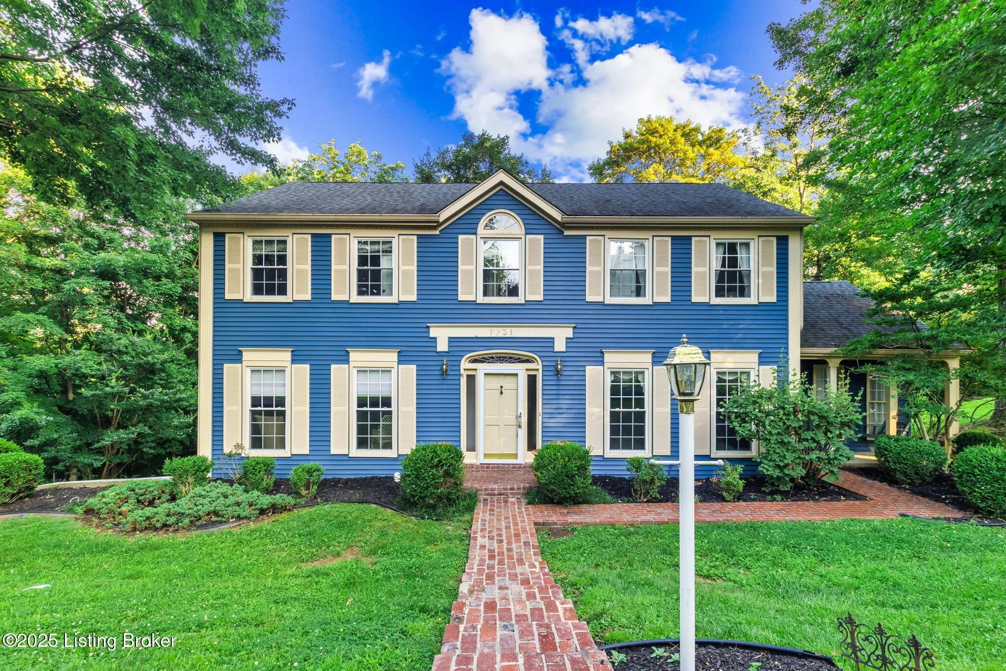 Photo of Listing #1691461