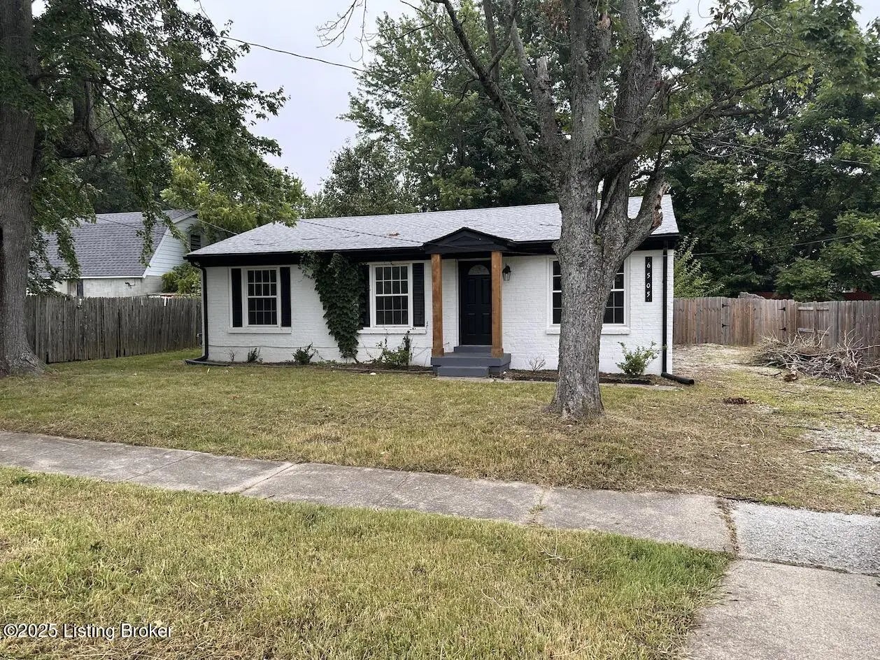 Photo of Listing #1692372