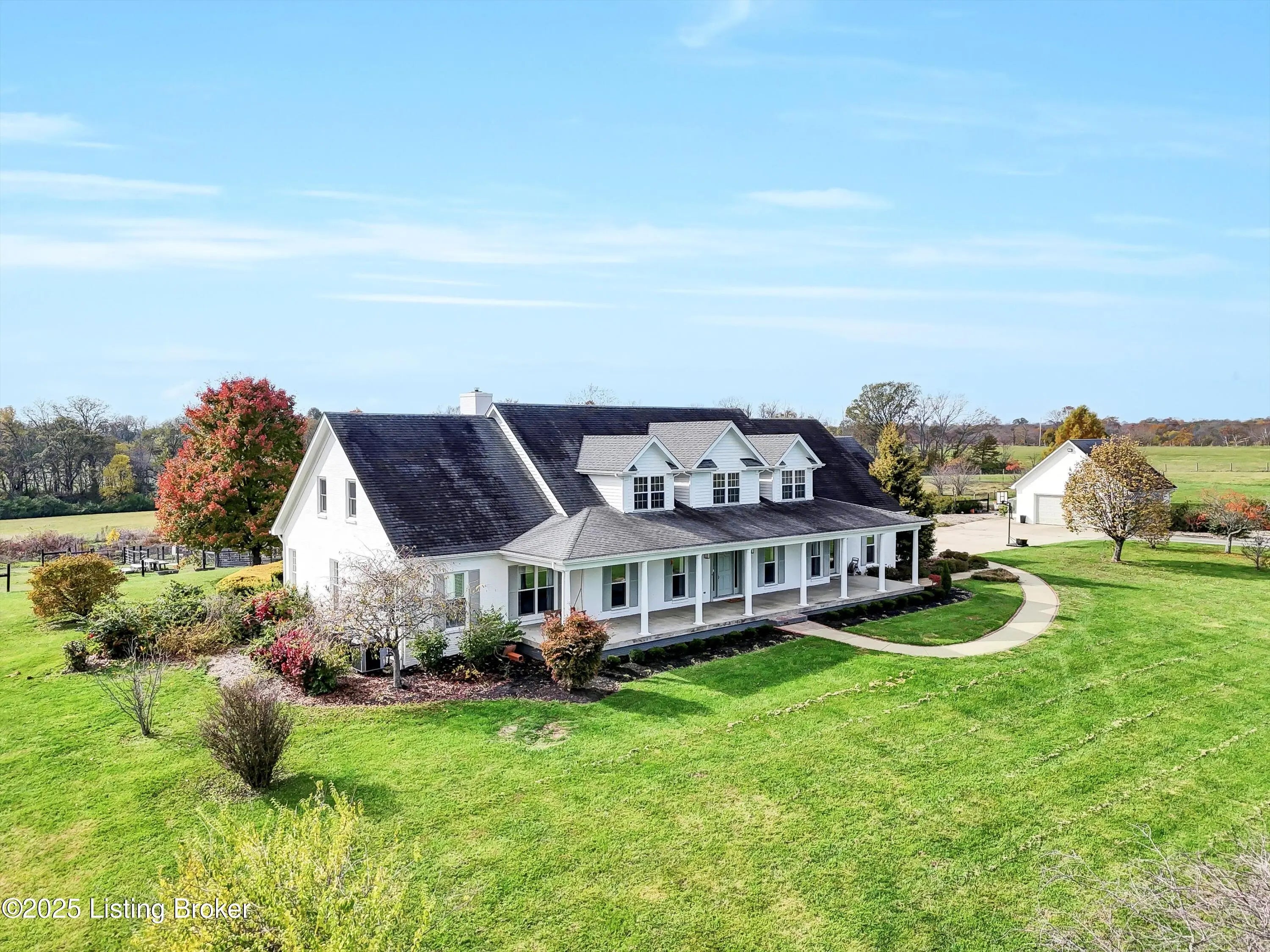 Photo of Listing #1691889