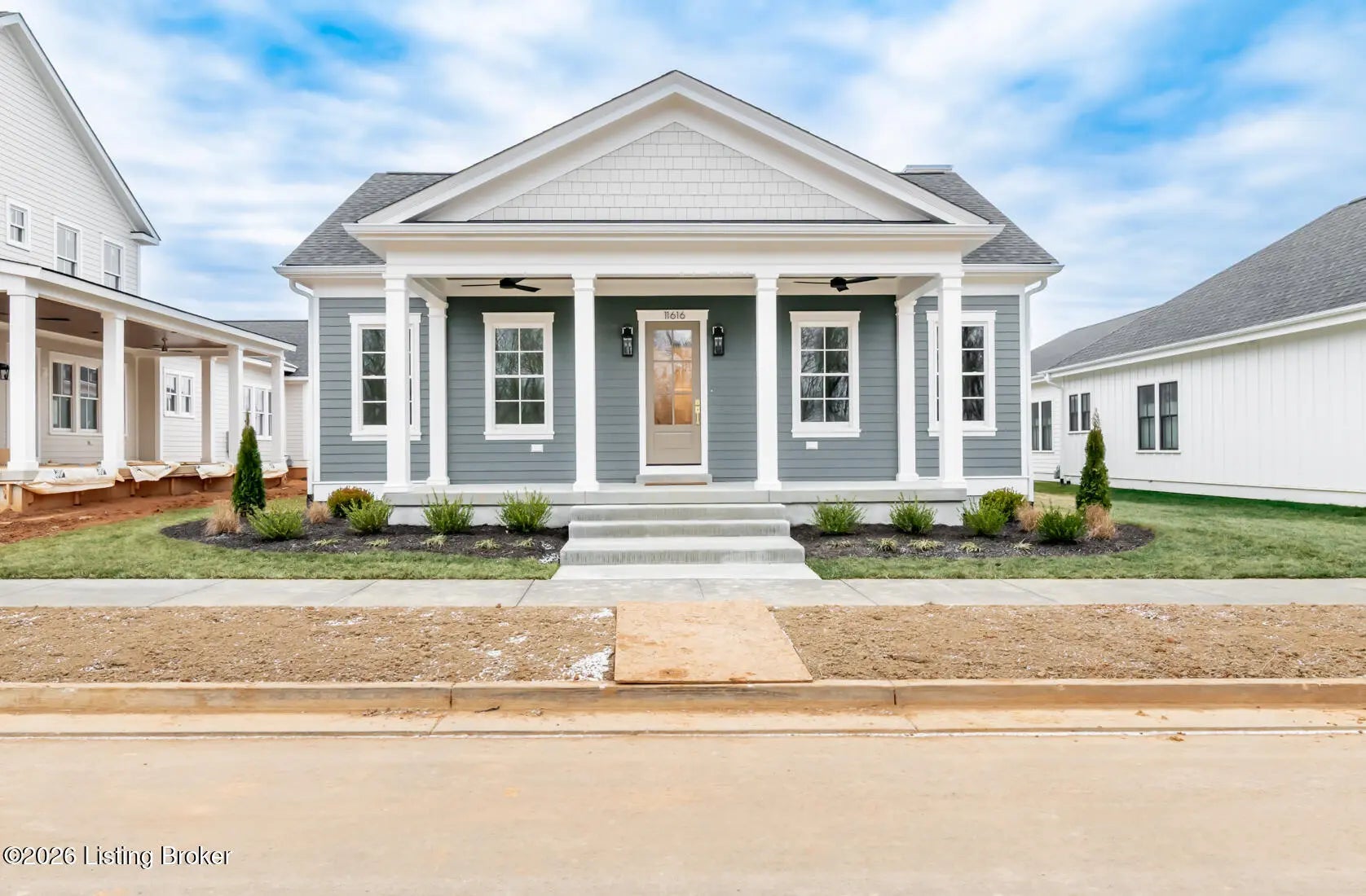 Photo of Listing #1691909