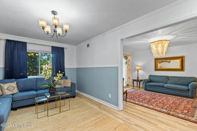 1600 Gardiner Ln Apt 106, Louisville