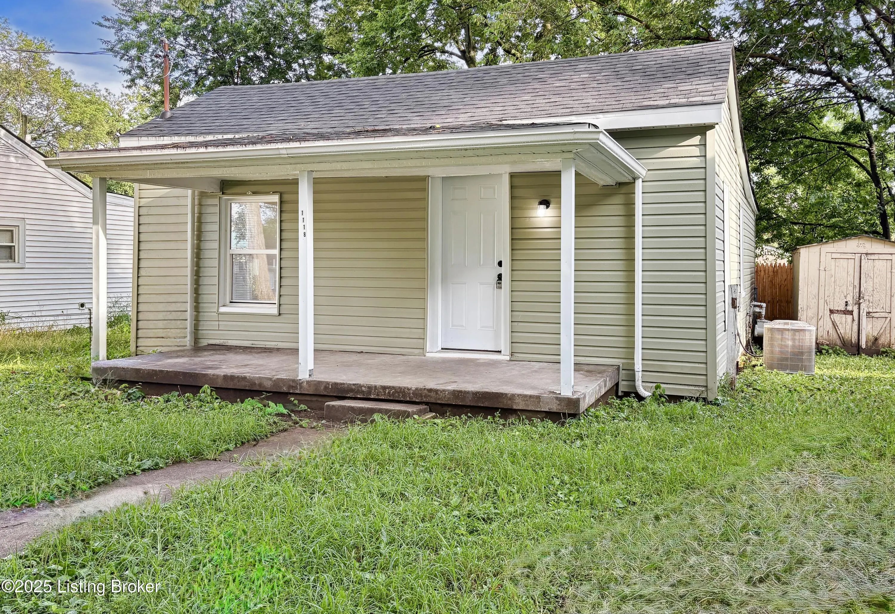 Photo of Listing #1692686