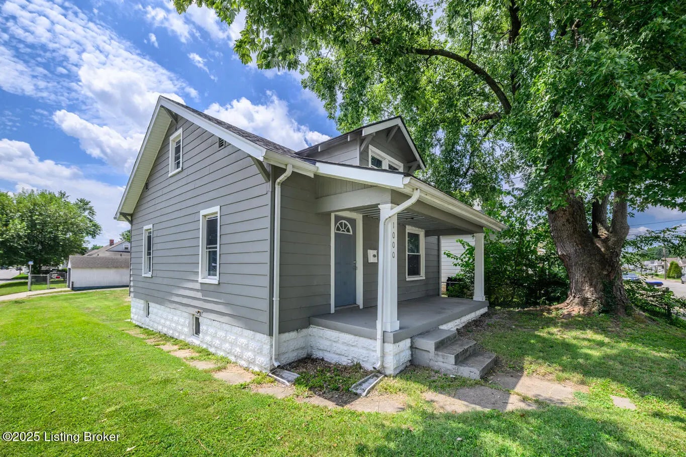 Photo of Listing #1694030