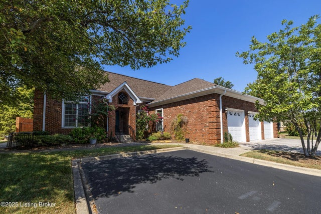 2617 Alia Cir, Louisville