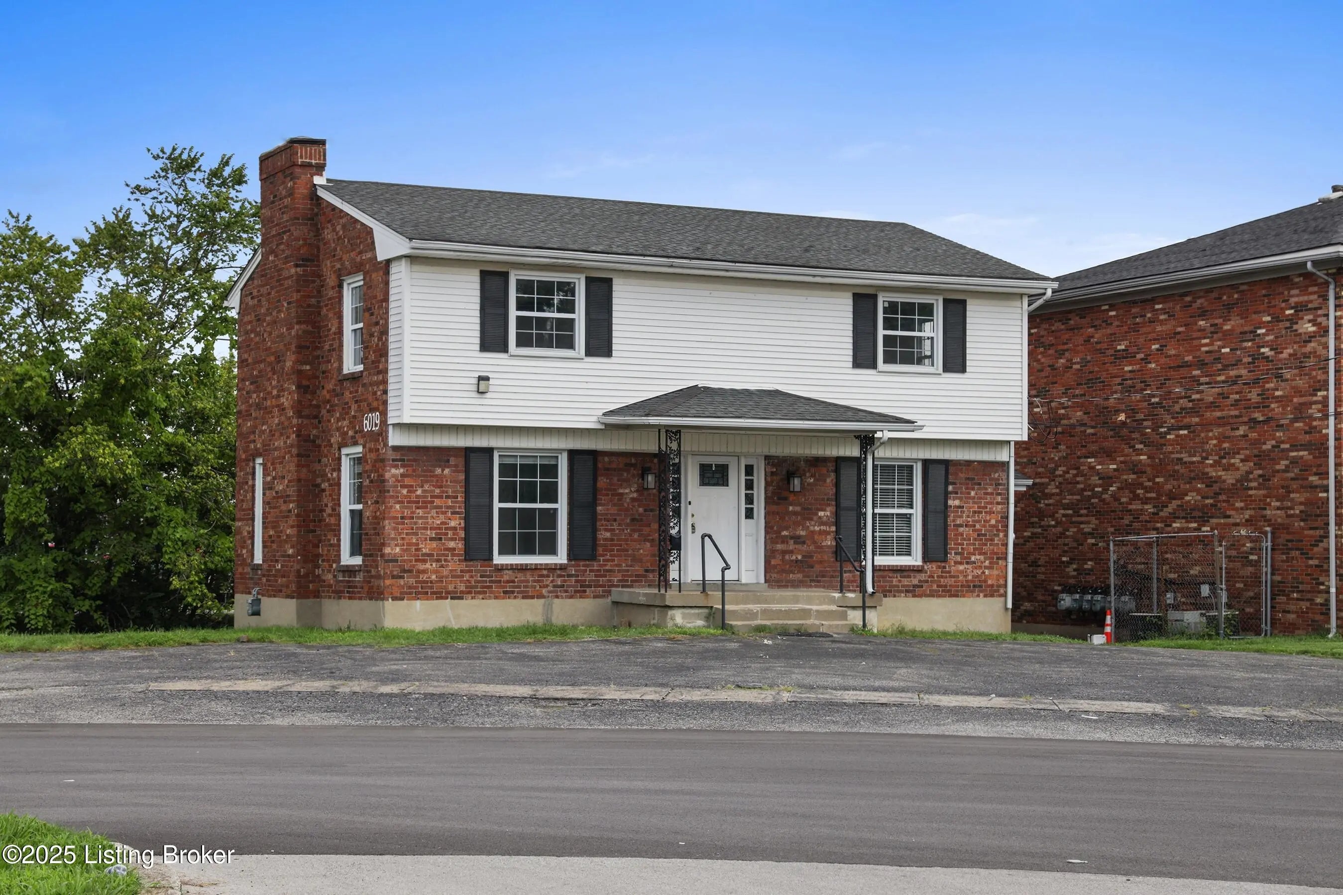 Photo of Listing #1693243