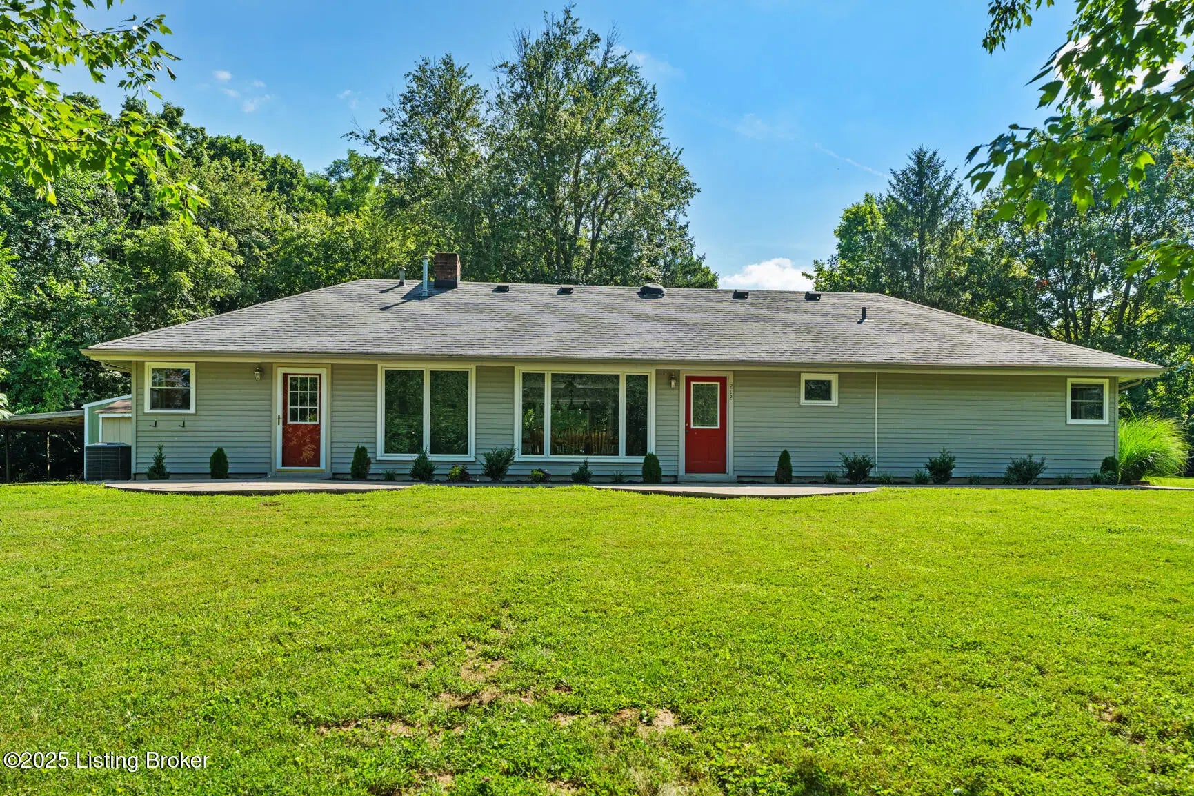 Photo of Listing #1693522