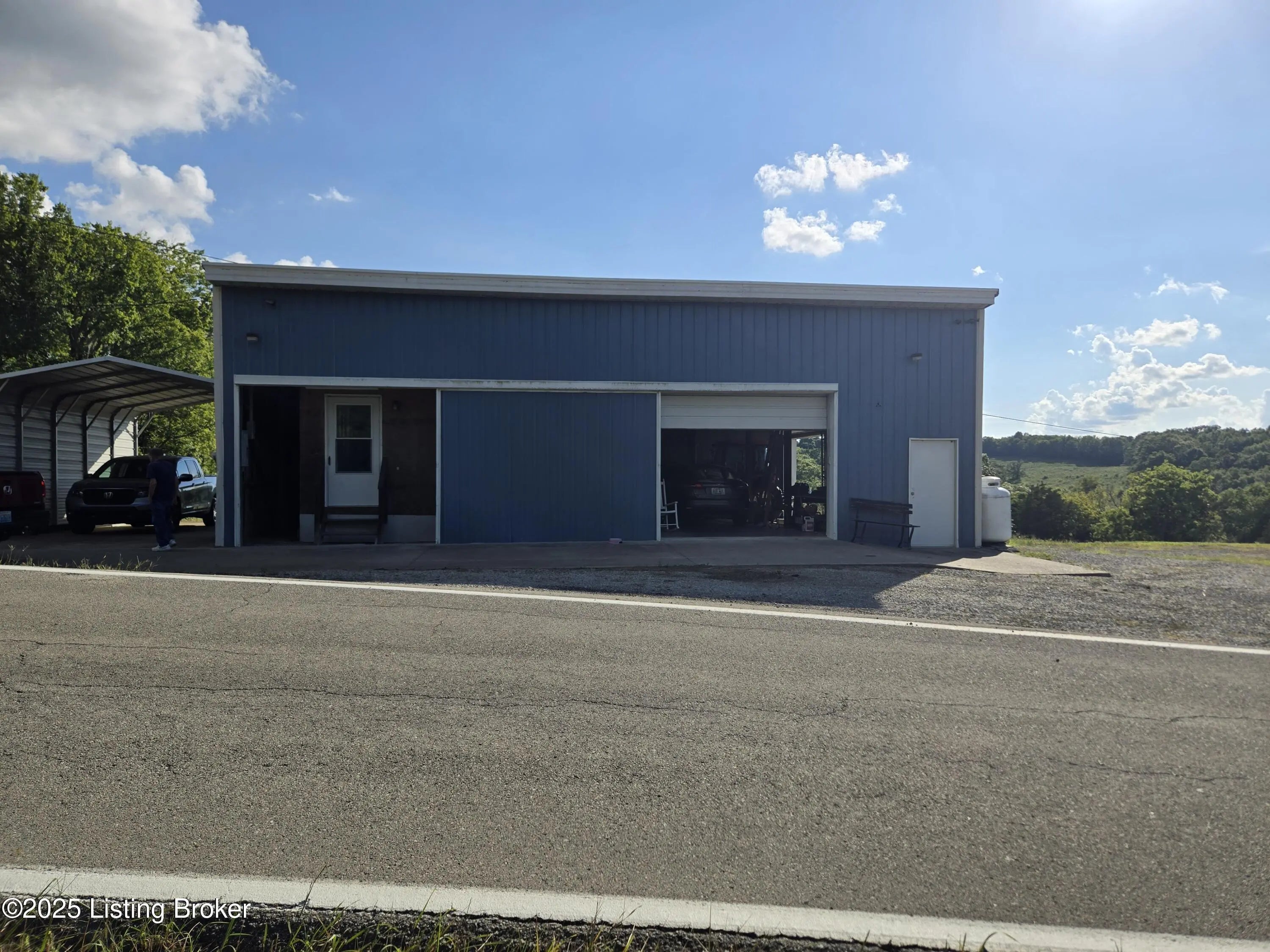 Photo of Listing #1693887