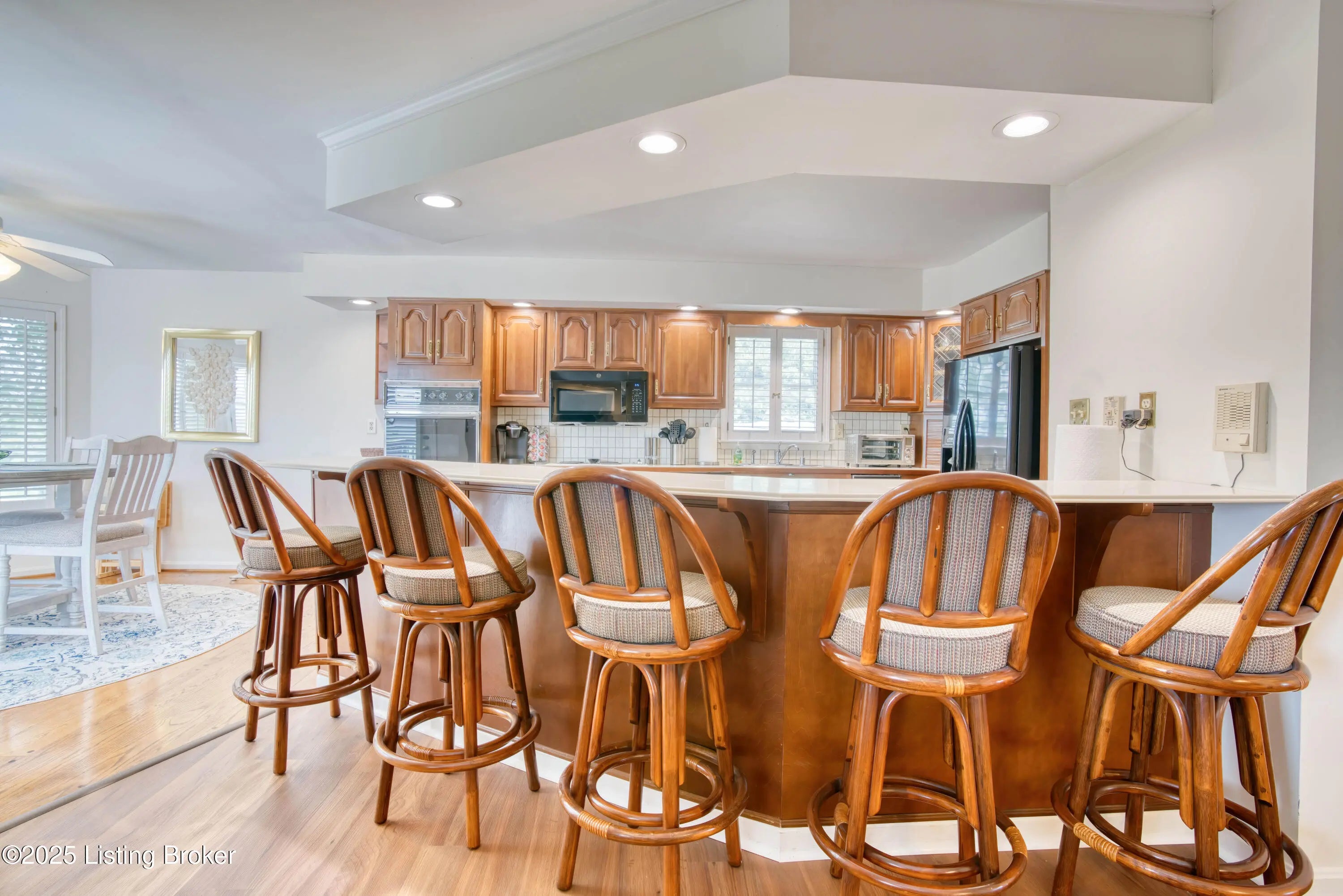 Photo of Listing #1693869