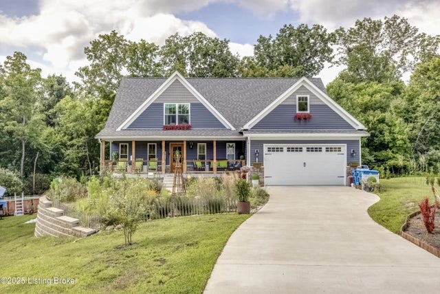 7105 Hollow Oak Ct, Crestwood