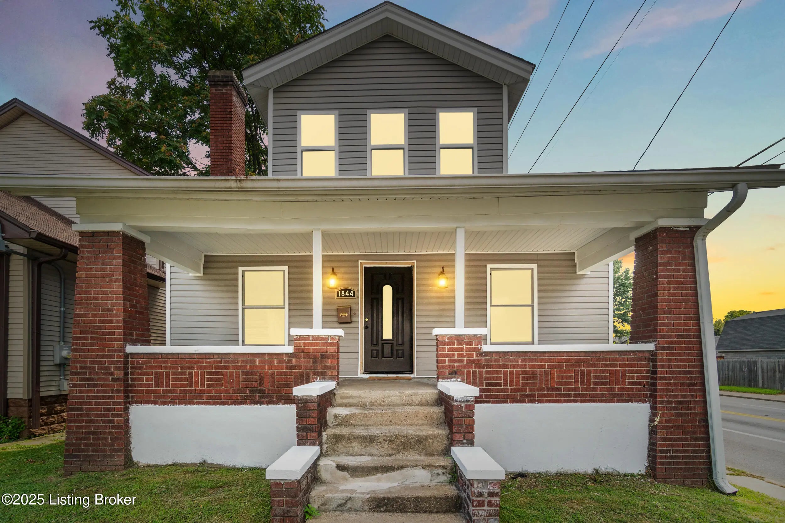 Photo of Listing #1693983